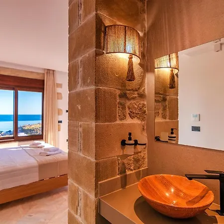 Athinais Villa Paleochora
